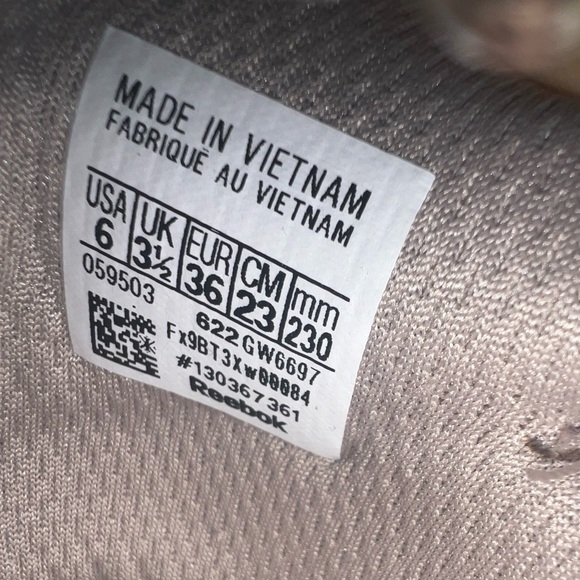 Women's Reebok Cardi B Club C V2 - Picture 11 of 13